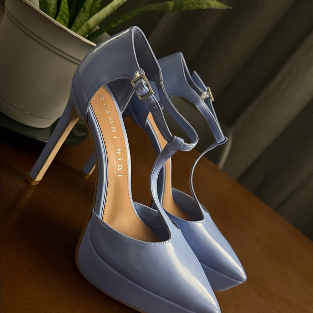 Gianni Bini Blue Patent Heels